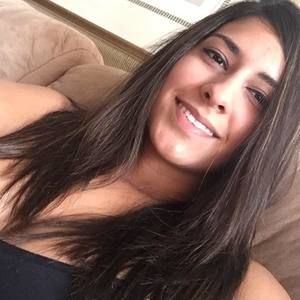 Meet your Posher, Daniela