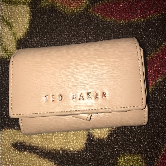 Ted baker nude wallet
