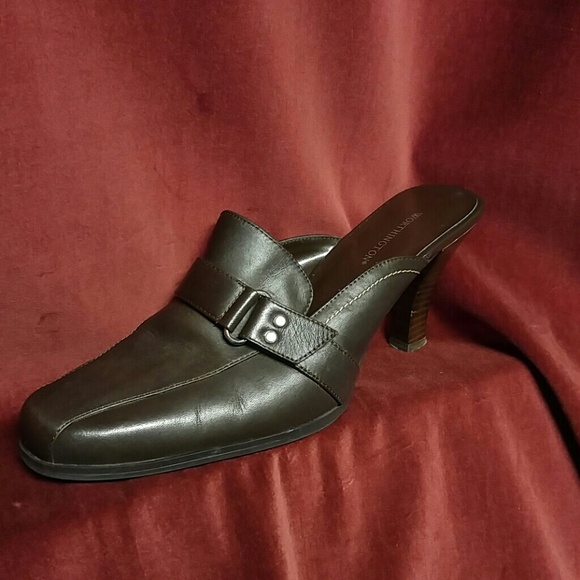 Brown Leather Worthington Business Pumps - Picture 2 of 4