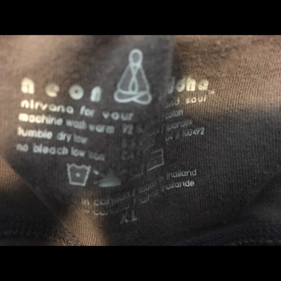 Track suit - Picture 2 of 3