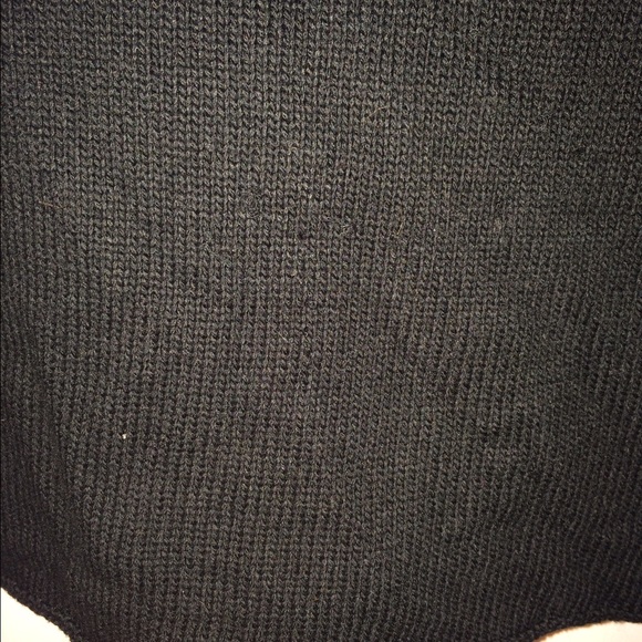 Distressed/ Ripped Sweater - Picture 4 of 4