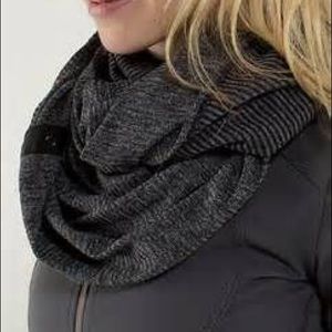 Lululemon Vinyasa Scarf