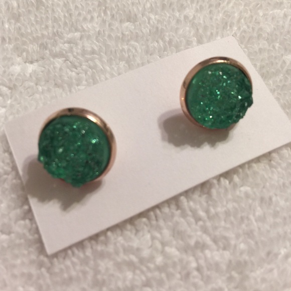 💰💰Druzy Earrings (Sea green) - Picture 2 of 4