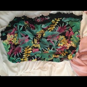 floral shorts
