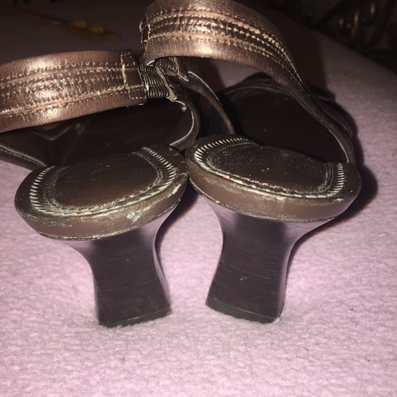 Brown Slingback Pumps 👠. GUC. Worn a few times, - Picture 3 of 4