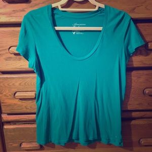 American Eagle basic tee