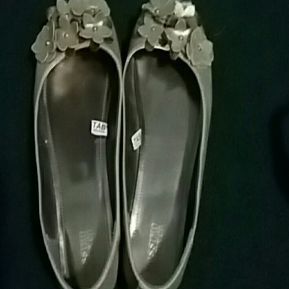 Shoed