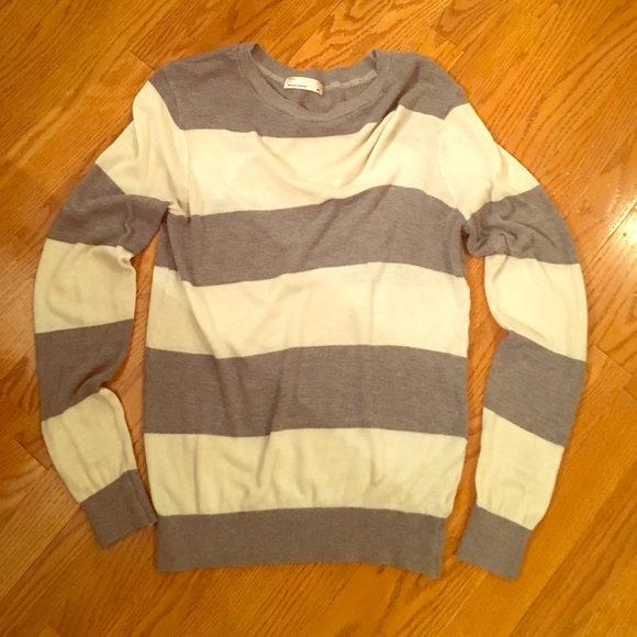XS American Apparel Crew Neck Pullover