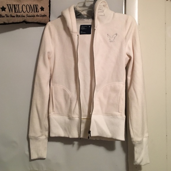 American Eagle sweatshirt