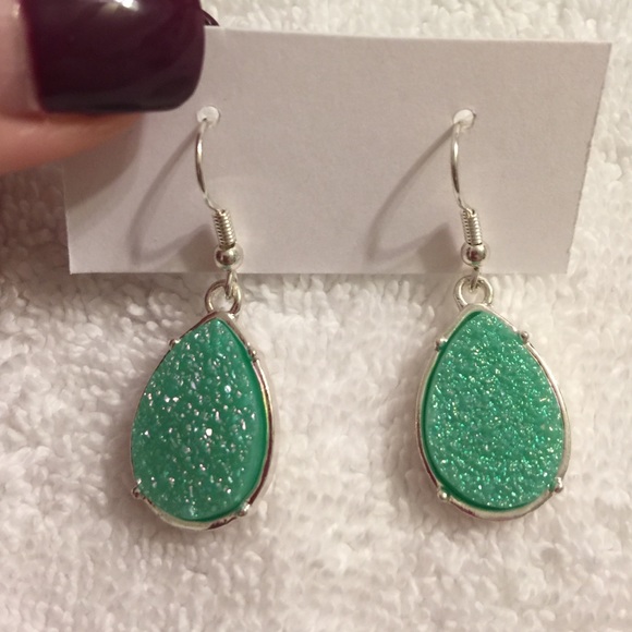🔴PRICE CUT🔴Druzy Earrings (2pairs) - Picture 3 of 4