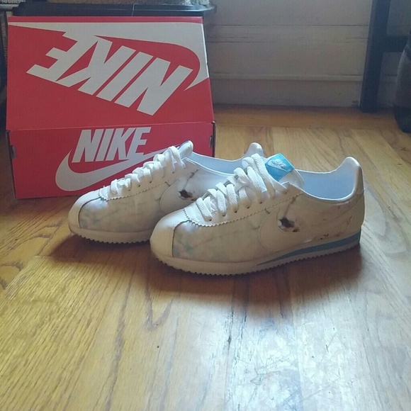 SOLD Nike Classic Cortez