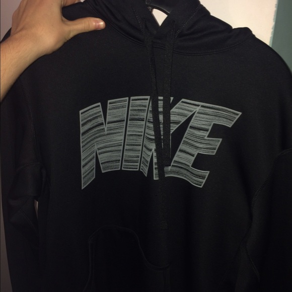 Men's Nike hoodie Therma fit new without tags