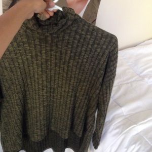 Long sleeve ribbed tee!LIKE NEW