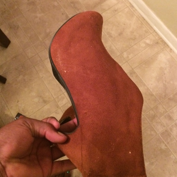 Brown Heels - Picture 2 of 2