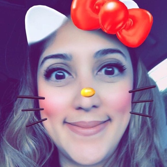 Meet your Posher, Beverly - Picture 4 of 4