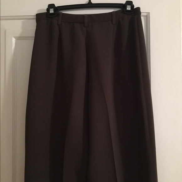Olive colored dress slacks. - Picture 2 of 2