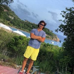 Meet your Posher, Drew