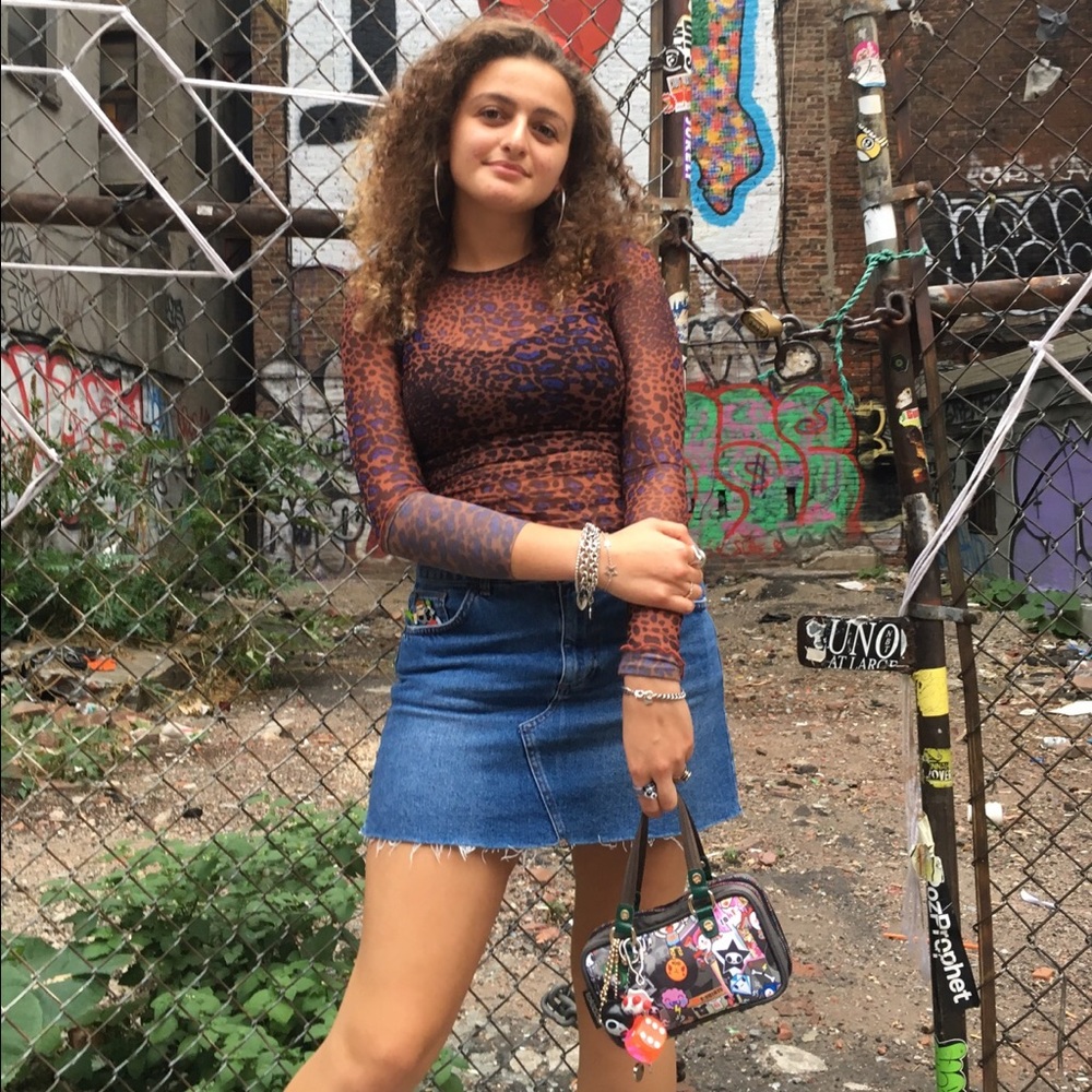 Meet your Posher, Daniella