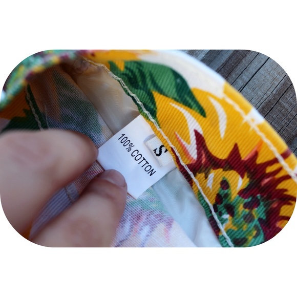 High Waisted Sunflower Shorts - Picture 3 of 3