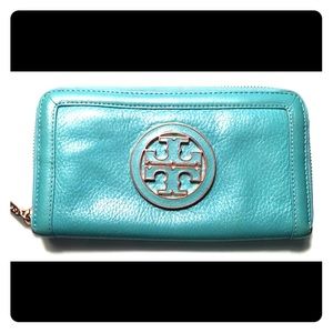 Tory Burch wallet