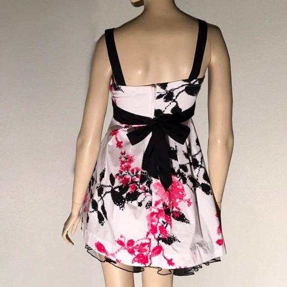✨HP✨Speechless juniors size 3 flirty skater dress - Picture 4 of 4