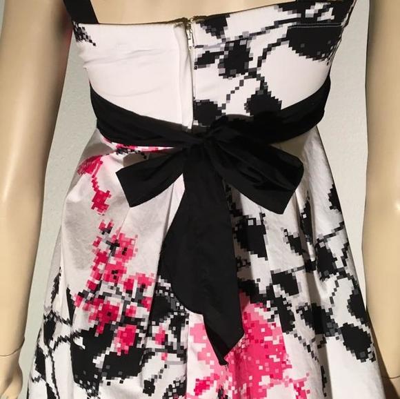 ✨HP✨Speechless juniors size 3 flirty skater dress - Picture 2 of 4