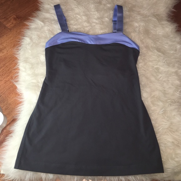 Light blue and grey Lululemon top!