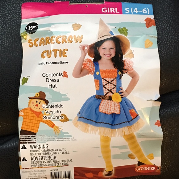 Scarecrow cutie! 🎃🎃