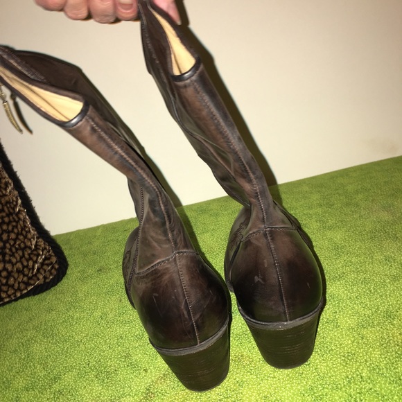 Guess Brown Boots - Picture 3 of 4