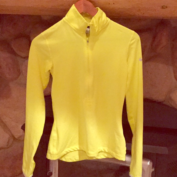 Nike 1/4 zip top