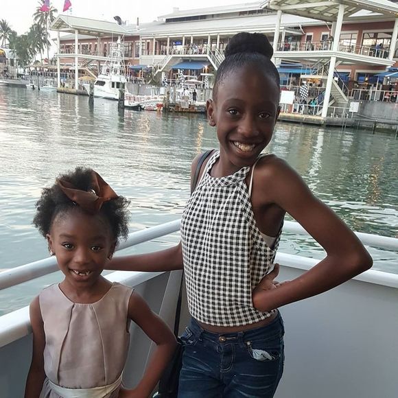 Meet your Posher, Aj - Picture 1 of 1