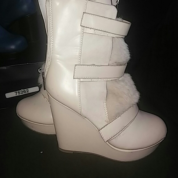 Juicy couture boots