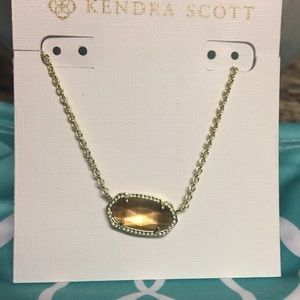 ✨Like New✨ Kendra Scott Elisa Necklace