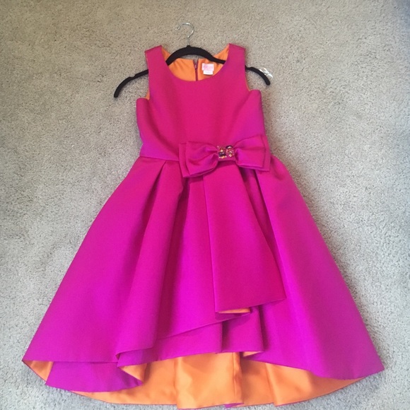Pink dress in very good condition. Only worn once.