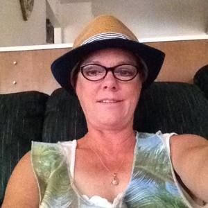 Meet your Posher, Anne