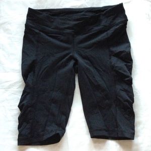 Lululemon sz 8 run zoom short spandex shorts