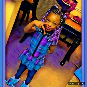 Meet your Posher, Kaesia