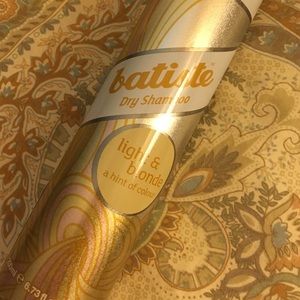 BATISTE DRY SHAMPOO LIGHT + BLONDE FULL SIZE