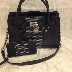 Just the MK bag. Medium sized