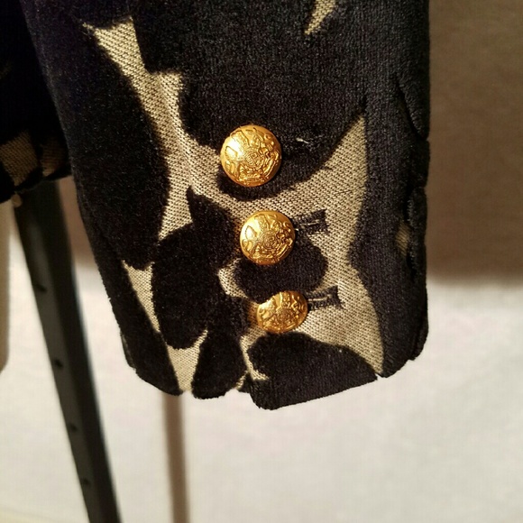 Sculpted velvet jacket. - Picture 3 of 4