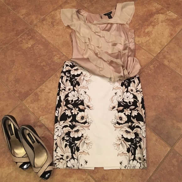 WHBM Black and beige floral skirt size 2