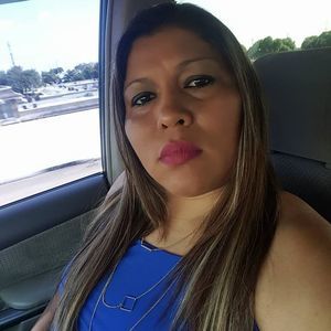 Meet your Posher, Carolina