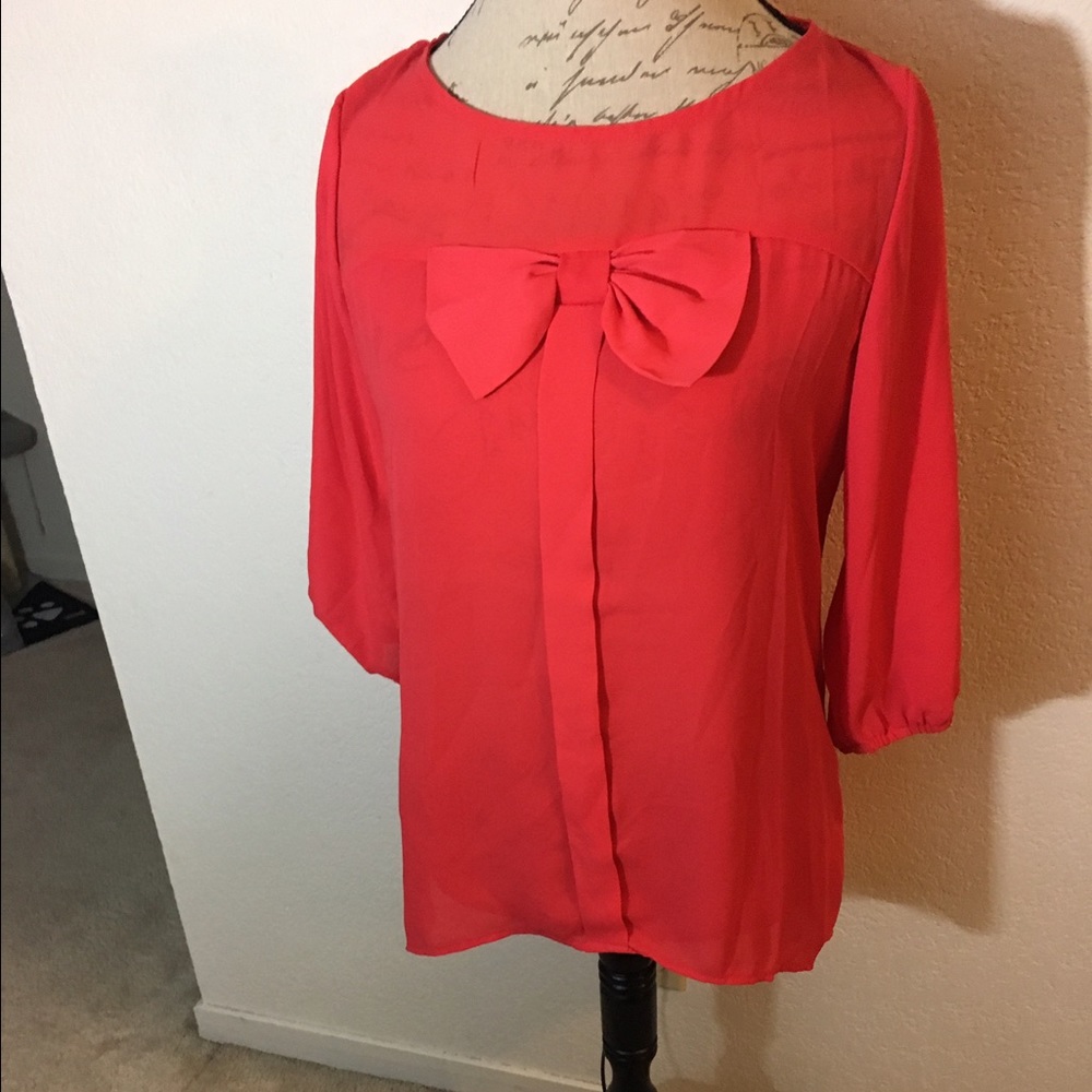 Three quarter sleeve shirt