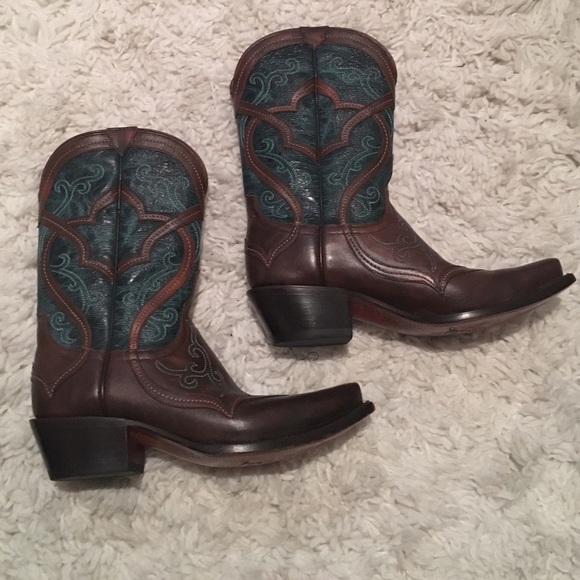✨SALE✨Lucchese Turquoise Cowboy Boots