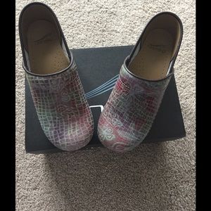 DANSKO WOMENS CLOGS MULTI GRAY SZ 37