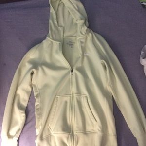 Women's Nike therma-fit hoodie