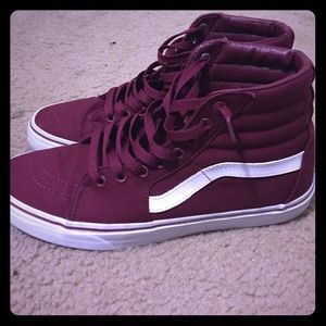 Vans high tops 9/10 condition.