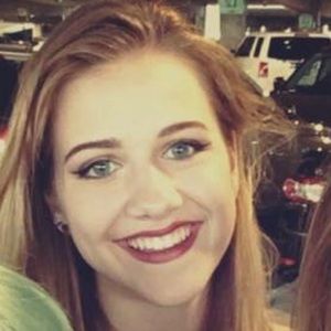 Meet your Posher, Leah