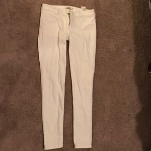 White Hollister jeans