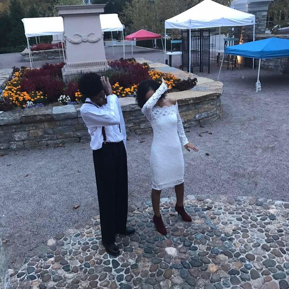 Meet your Posher, Eboni - Picture 1 of 1